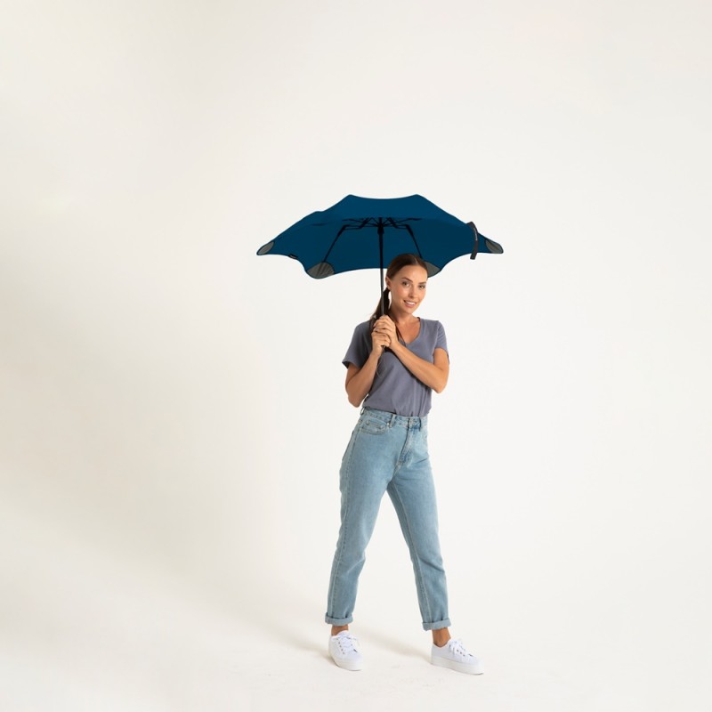 dziewczyna pod parasolką Blunt Metro Navy